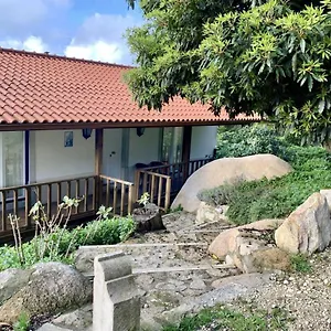 Apartamento Eighteen21 - Secluded Charm In Quinta Velha, Sintra